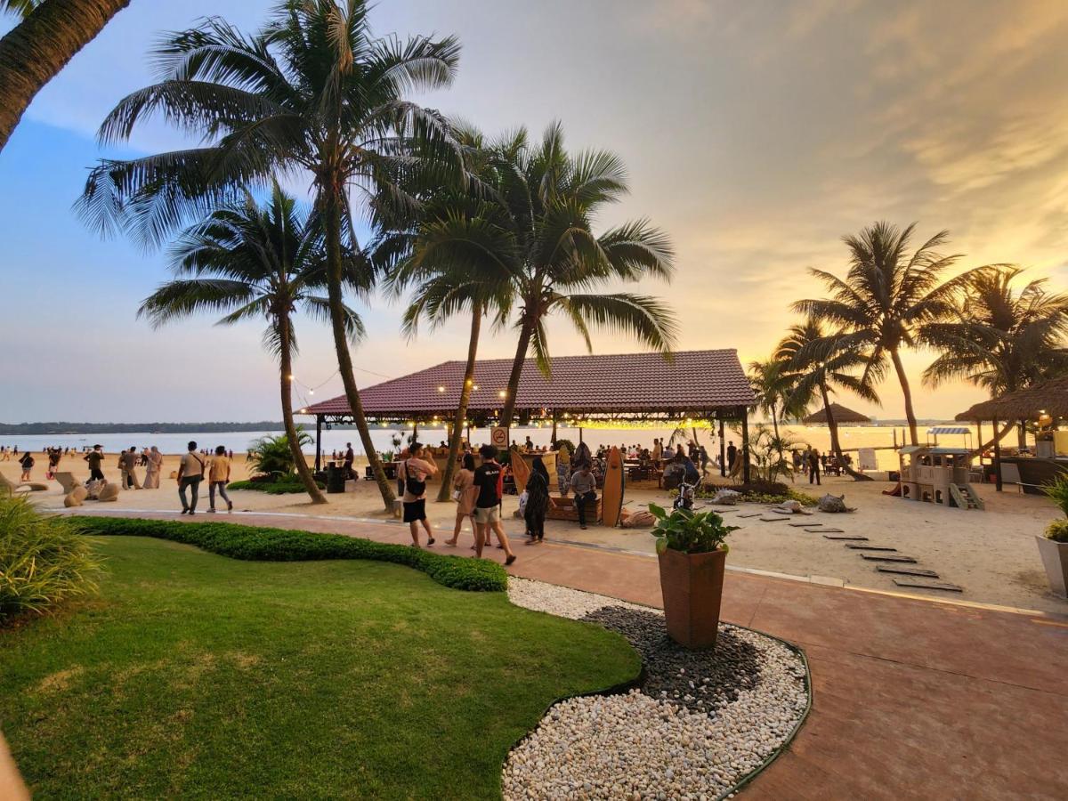 Country Garden Danga Bay Seaview Topmost Floor